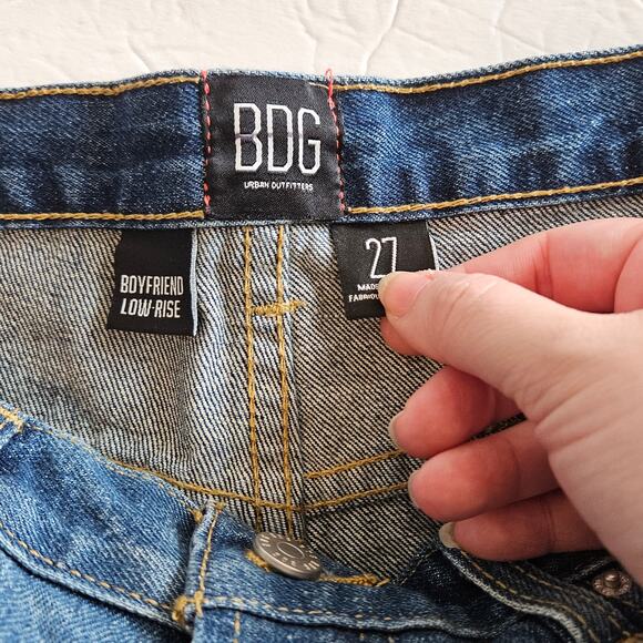 BDG Urban Outfitters Boyfriend Low Rise Shorts Denim Distressed Women's 27 - Picture 7 of 10